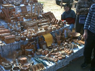 PUESTO MERCADILLO NEGOCIO ESTABLECIMIENTO TIENDA VENTAS